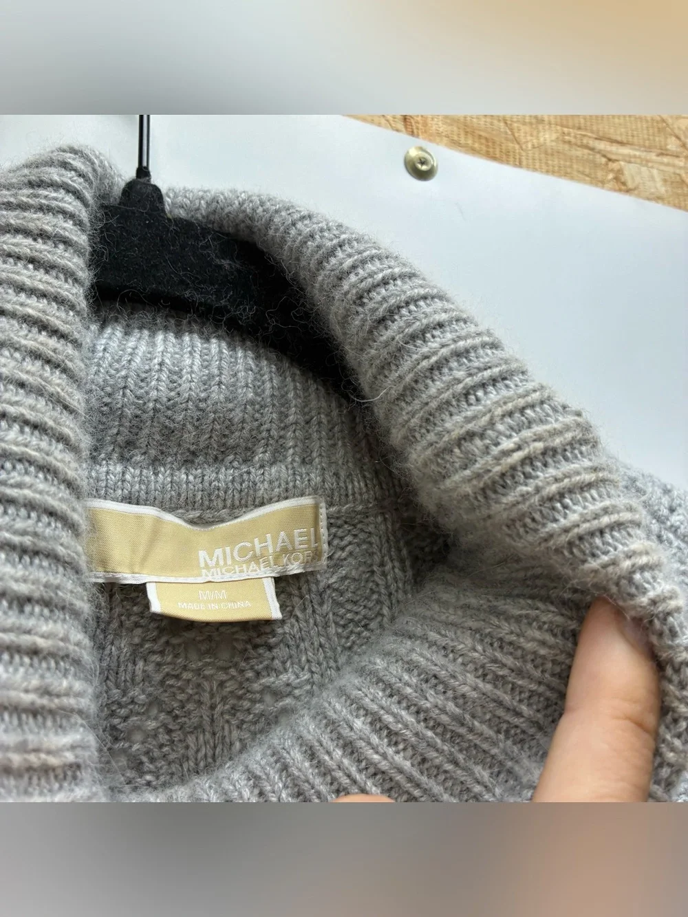 Michael Kors Medium Gray Knit Short Sleeve Turtleneck Sweater Top Shirt Angora